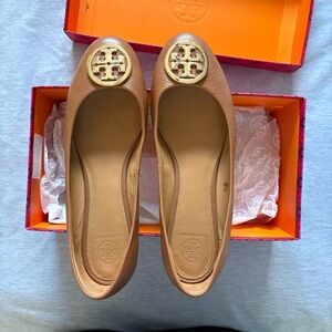 Tory Burch Brown Leather Flats with Gold Logo